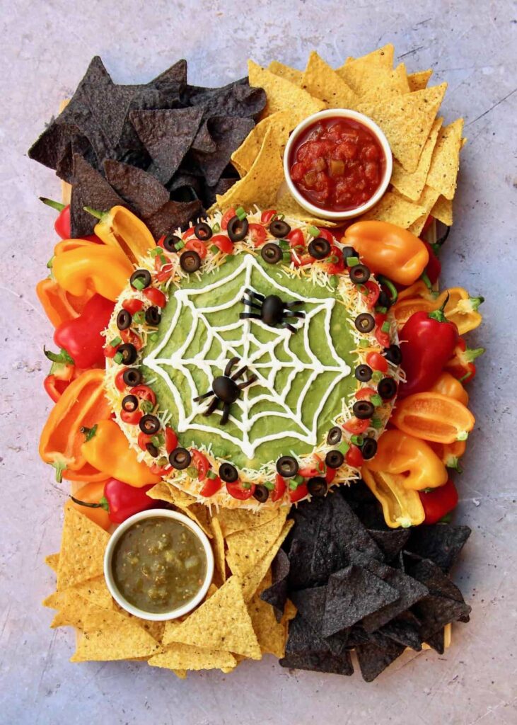 HALLOWEEN CHARCUTERIE BOARD IDEAS